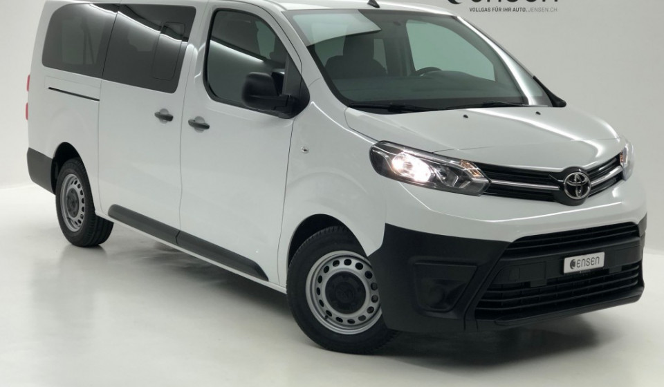 TOYOTA Proace Verso 2.0 D-4D Combi Long