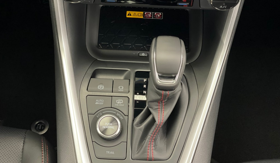 TOYOTA RAV-4 Plug-in Hybrid 2.5 Platinum AWD-i