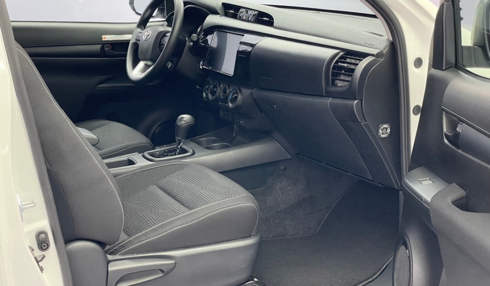 TOYOTA HI-LUX Extra Cab 2.4 D 150 Comfort AWD