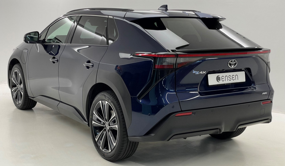 TOYOTA bZ4X Electric Premium AWD 11 kW OBC