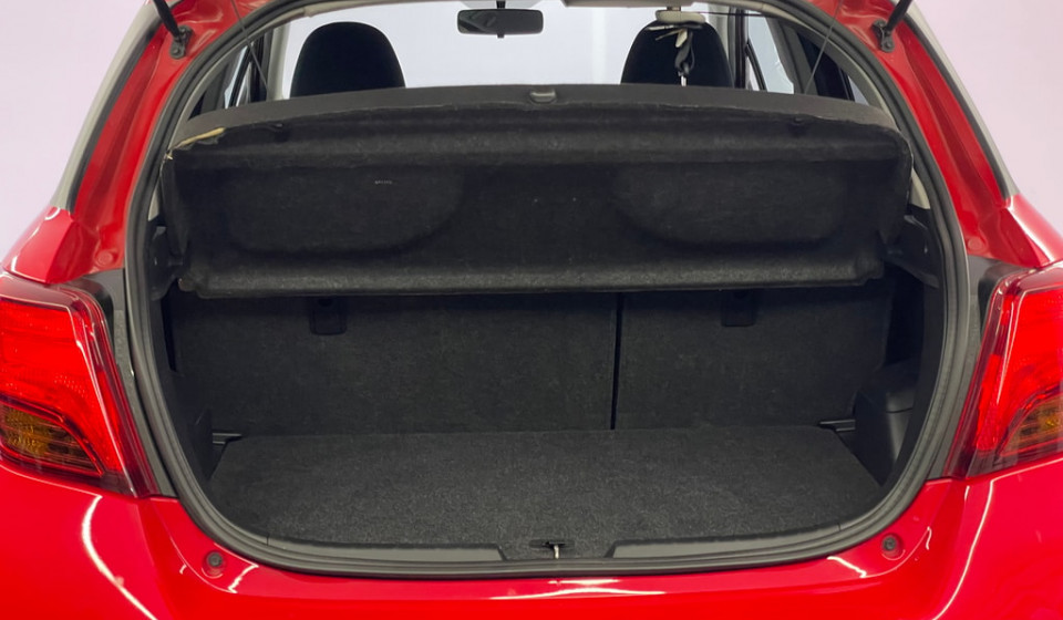 TOYOTA Yaris 1.33 Trend