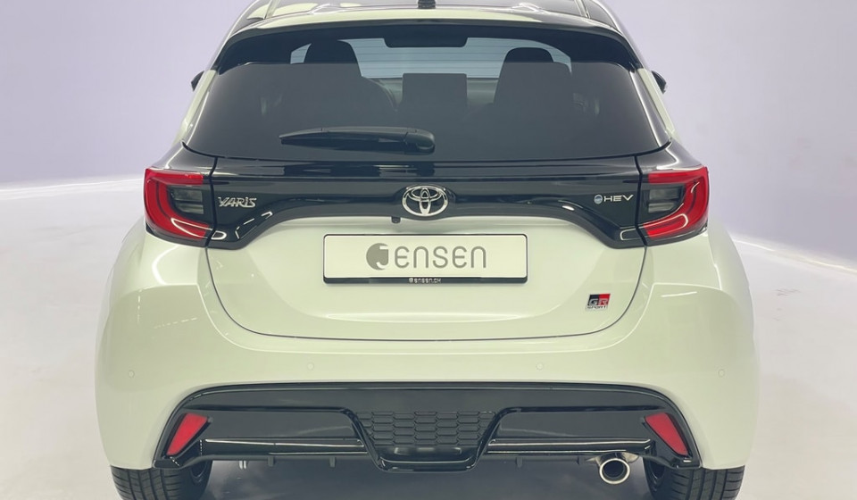 TOYOTA Yaris Hybrid 1.5 GR Sport