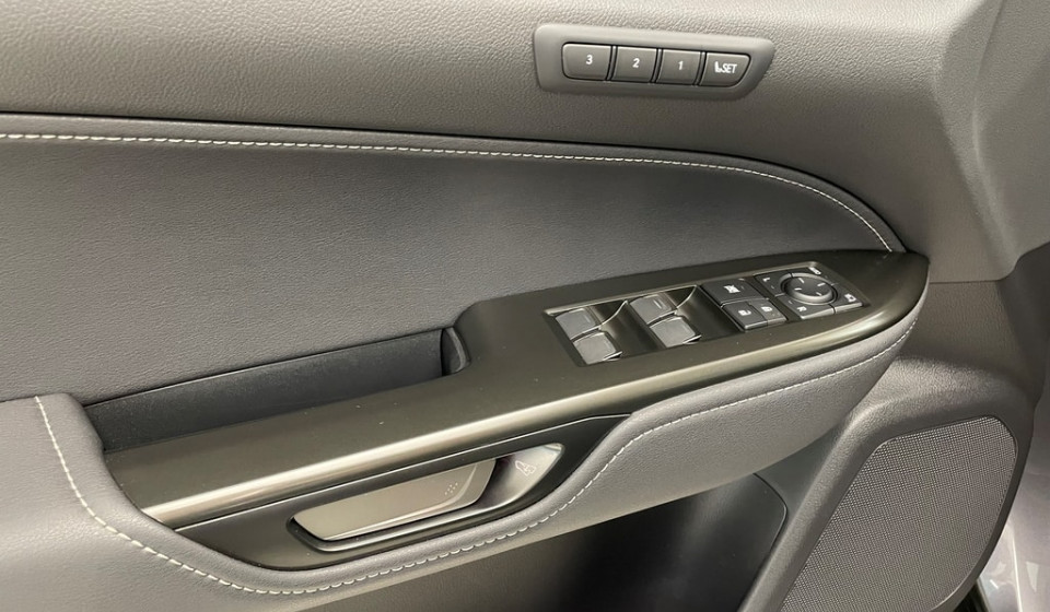 LEXUS NX 450h+ Excellence E-FOUR