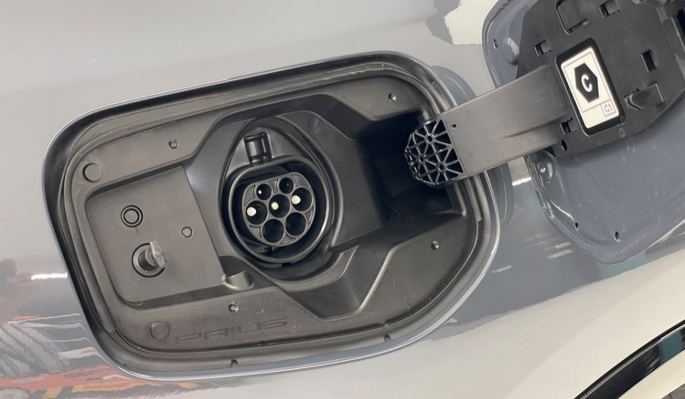 TOYOTA PRIUS Plug-in Hybrid 2.0 HSD Premium