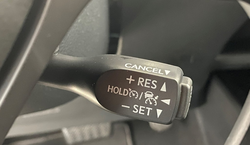 TOYOTA C-HR Hybrid 2.0 HSD Trend