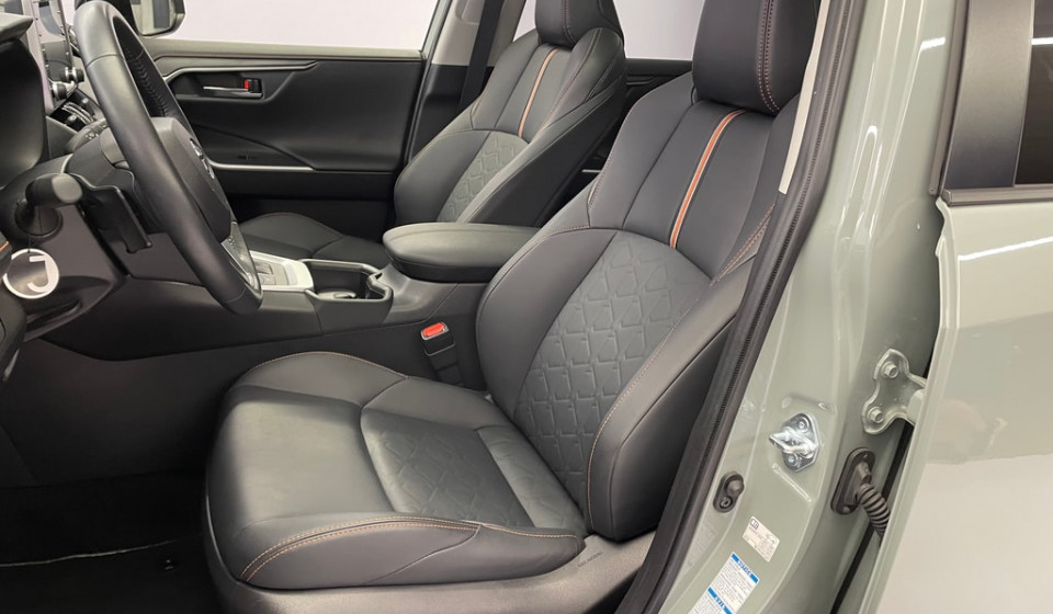 TOYOTA RAV-4 Hybrid 2.5 Adventure AWD-i