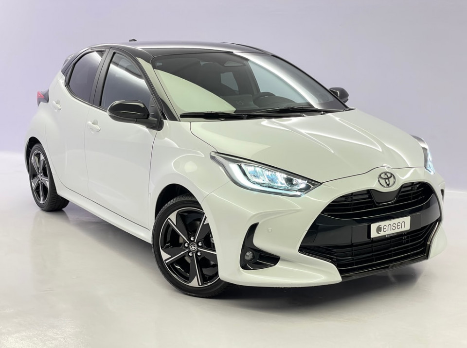 TOYOTA Yaris Hybrid 1.5 Premium