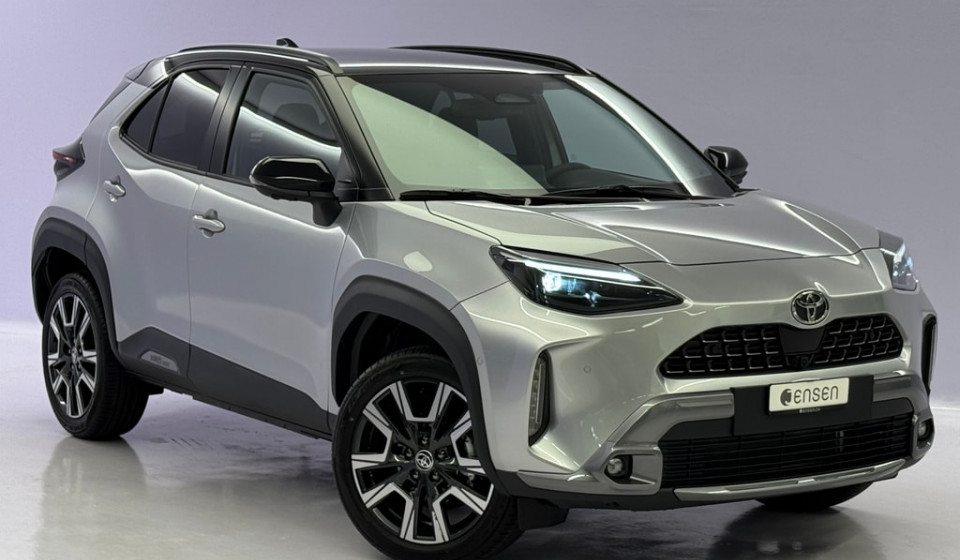 TOYOTA Yaris Cross Hybrid 1.5 Premium AWD-i
