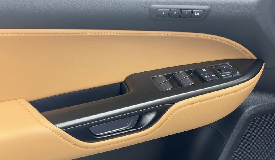 LEXUS NX 450h+ Excellence E-FOUR