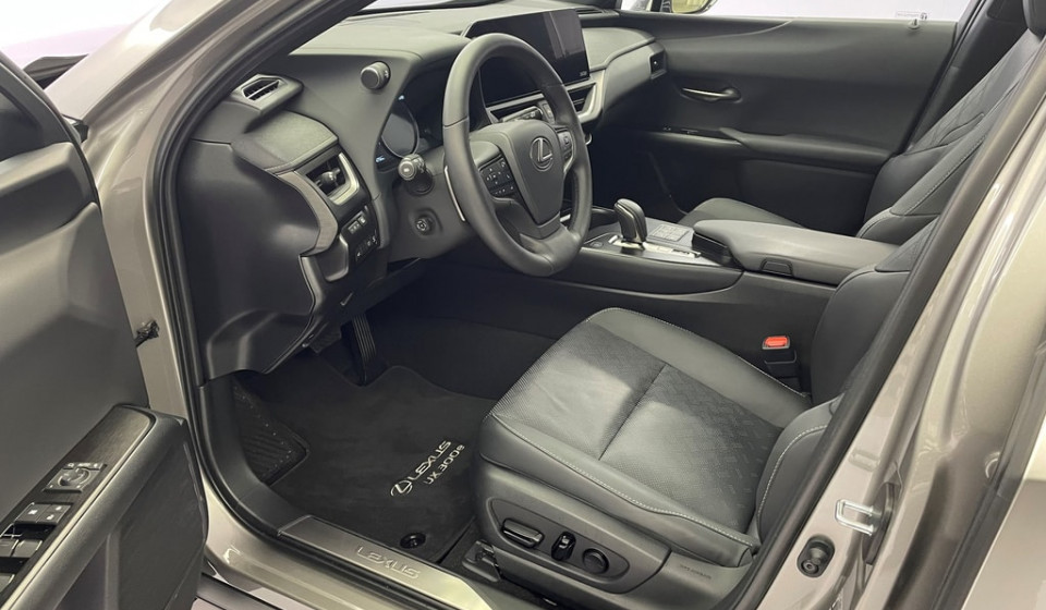 LEXUS UX 300e Excellence Electric
