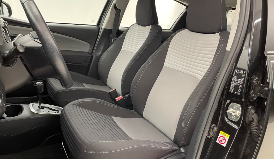 TOYOTA YARIS Hybrid 1.5 HSD Comfort