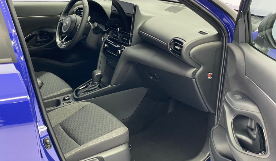 TOYOTA Yaris Cross Hybrid 1.5 Trend AWD-i