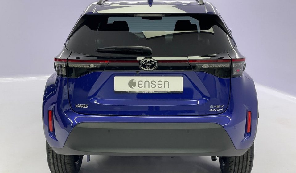 TOYOTA Yaris Cross Hybrid 1.5 Trend AWD-i