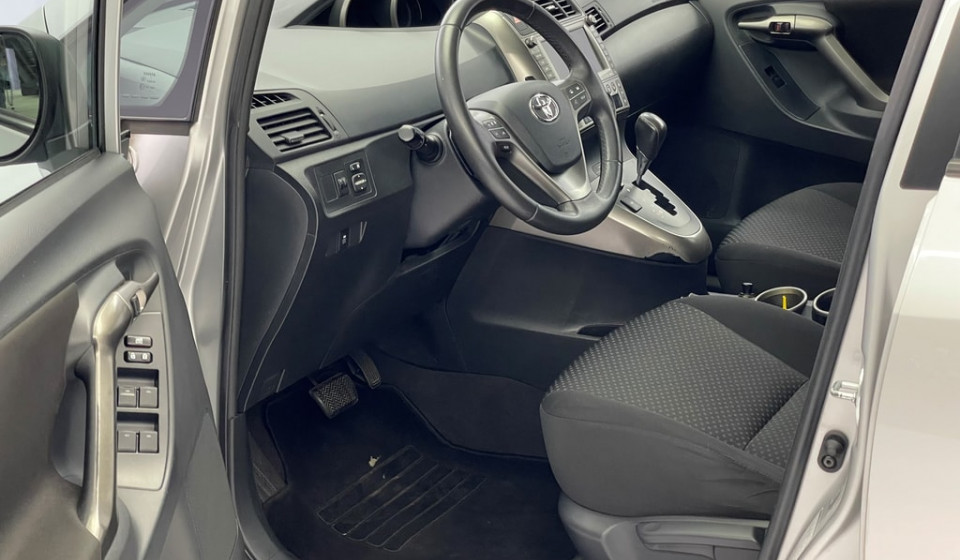 TOYOTA Verso 1.8 Sol