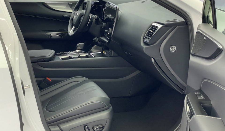 LEXUS NX 350h F Sport E-FOUR Voll-Hybrid