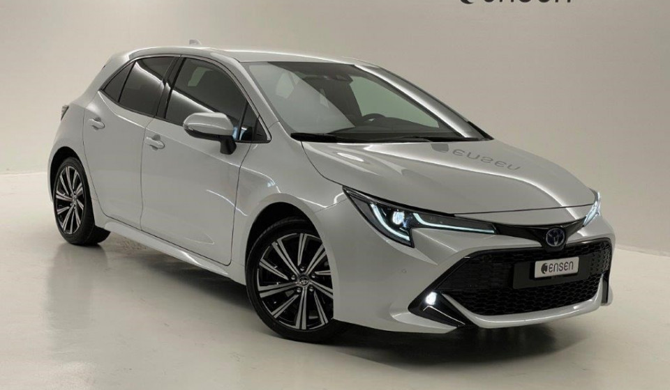 TOYOTA Corolla 2.0 HSD Trend  e-CVT