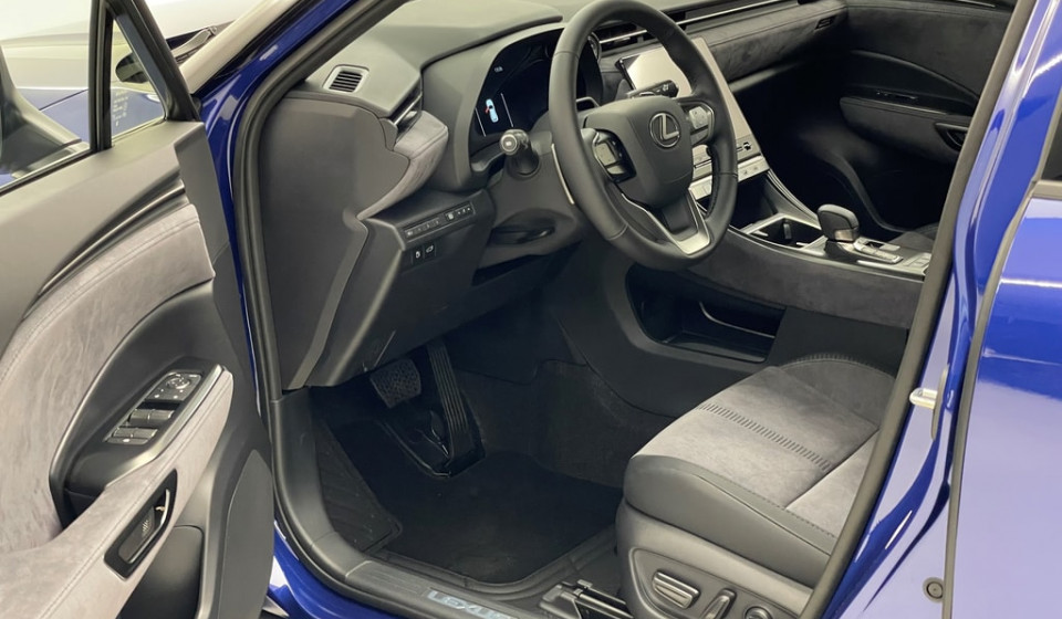 LEXUS LBX 1.5 Original Edition E-FOUR Voll-Hybrid