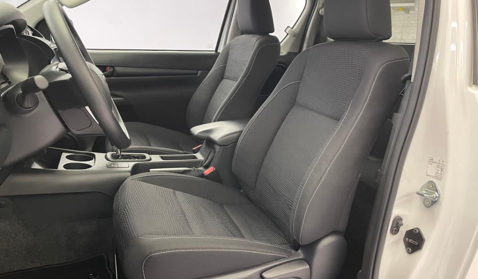 TOYOTA HI-LUX Extra Cab 2.4 D 150 Comfort AWD