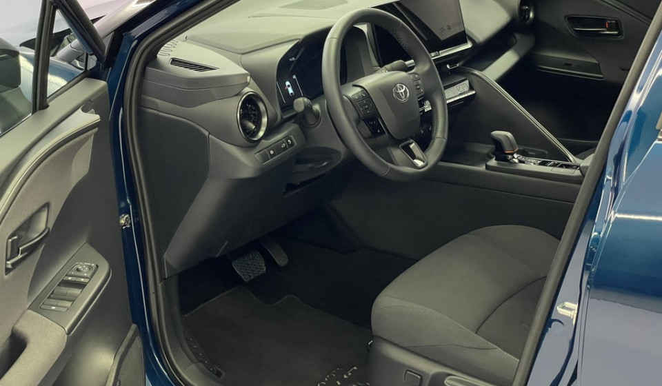 TOYOTA C-HR Hybrid 2.0 Trend AWD-i