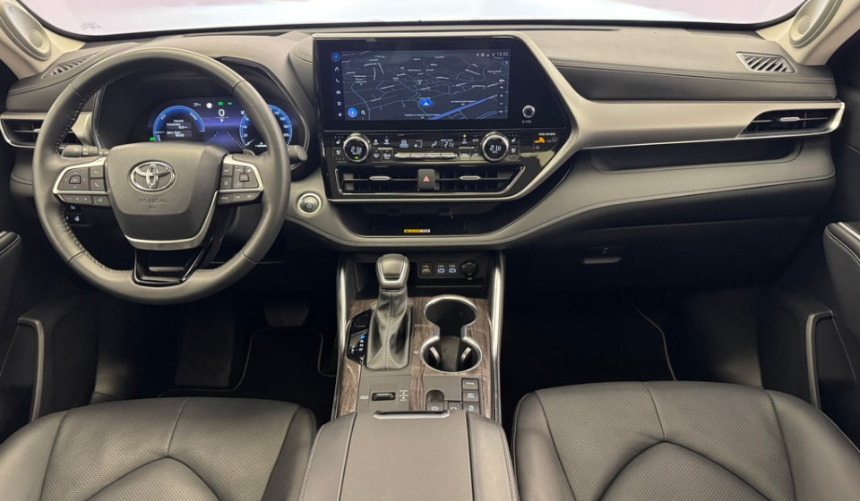 TOYOTA Highlander Hybrid 2.5 Premium AWD-i