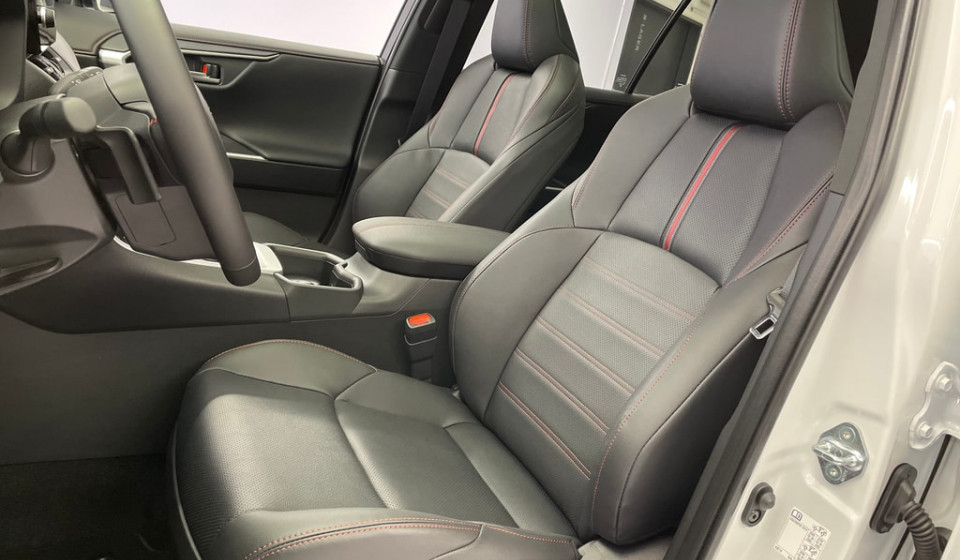 TOYOTA RAV-4 Plug-in Hybrid 2.5 Platinum AWD-i