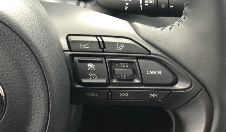 TOYOTA Yaris 1.5 Trend e-CVT
