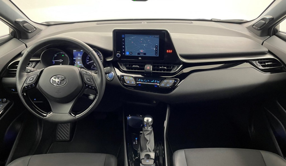 TOYOTA C-HR 2.0 HSD CVT Trend
