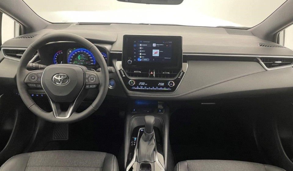TOYOTA Corolla 2.0 HSD Trend  e-CVT