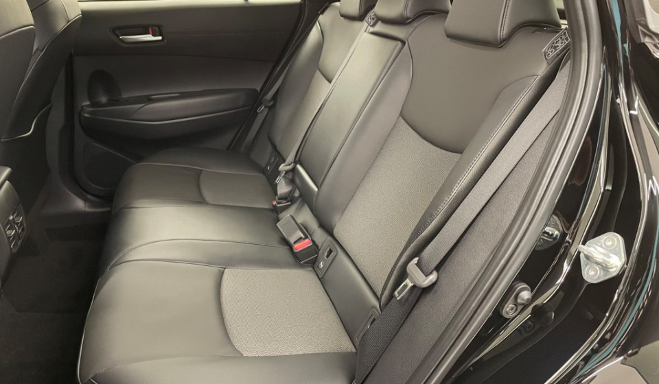 TOYOTA Corolla Cross 2.0 4WD Trend e-CVT
