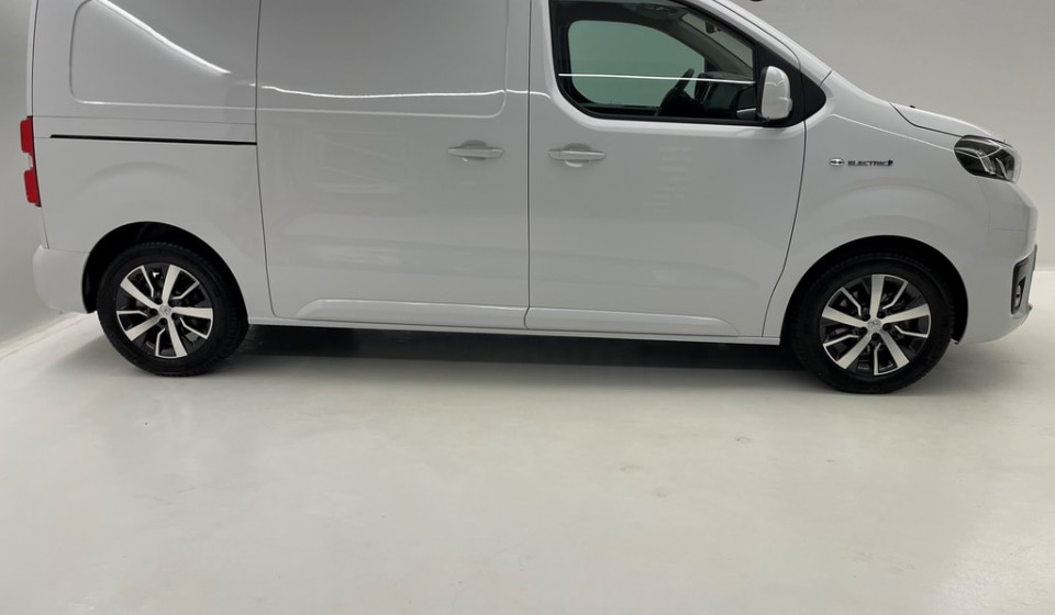 TOYOTA PROACE Van L1 Electric 75kWh Comfort
