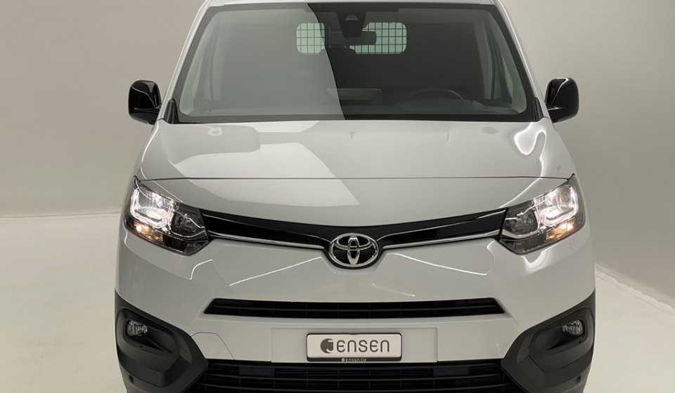 TOYOTA PROACE CITY Van Electric L1 50kWh Active
