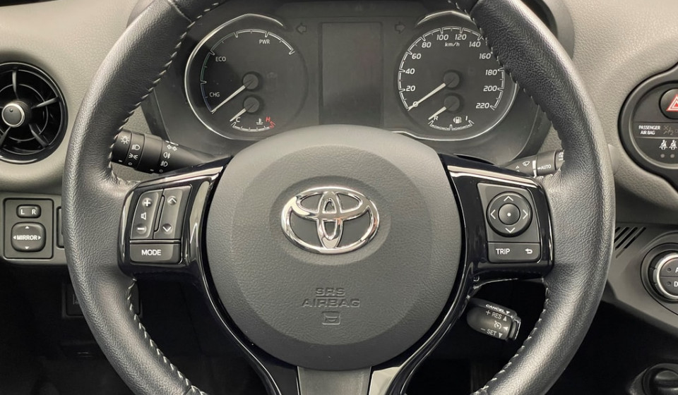 TOYOTA YARIS Hybrid 1.5 HSD Comfort