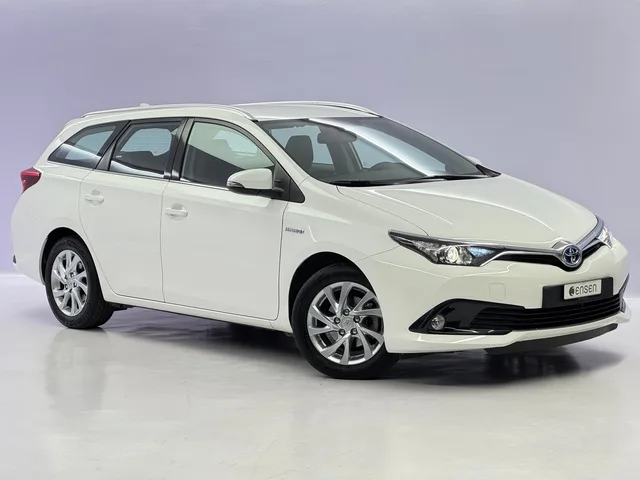 TOYOTA Auris Touring Sports 1.8 HSD Trend