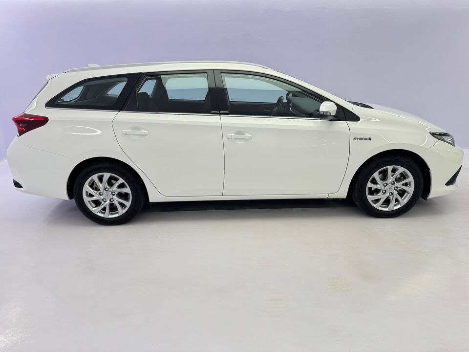 Auris Touring Sports 1.8 HSD Trend