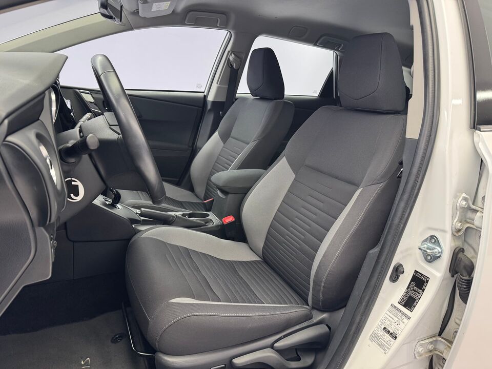 Auris Touring Sports 1.8 HSD Trend