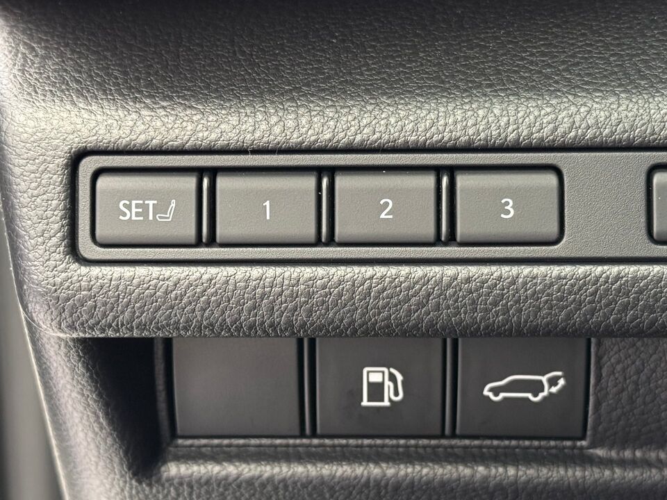 LBX 1.5 Hybrid Relax AWD