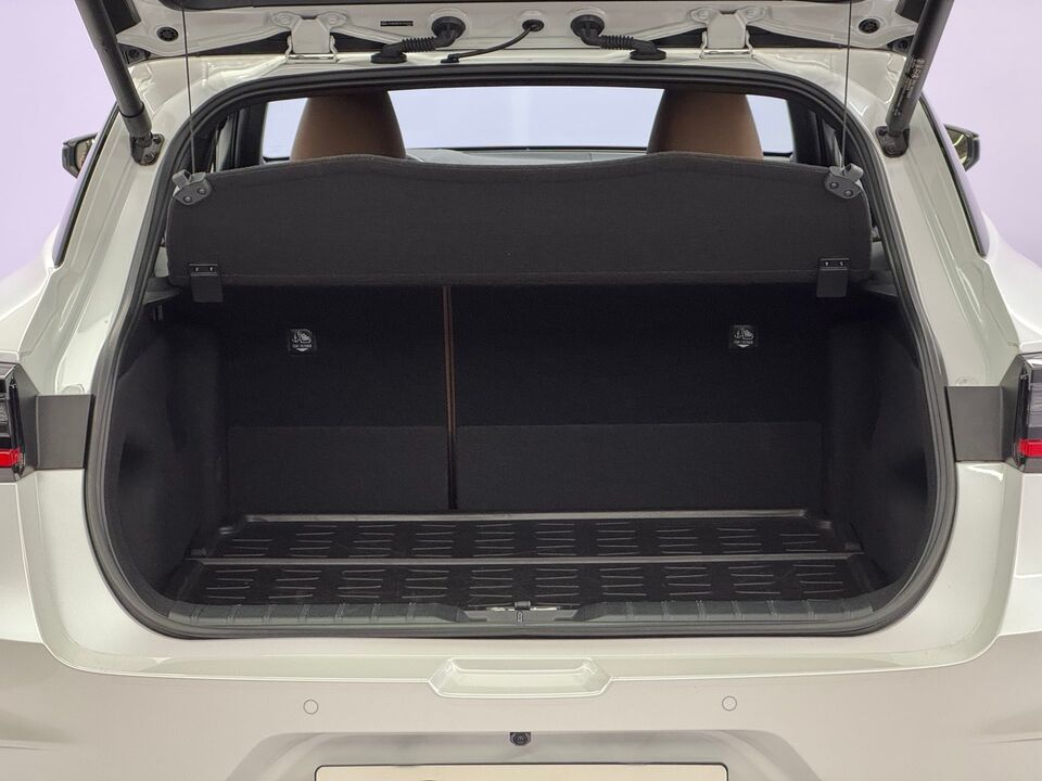 LBX 1.5 Hybrid Relax AWD