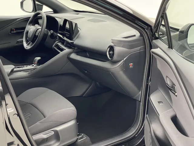 TOYOTA C-HR 2.0 HEV Trend 4x4