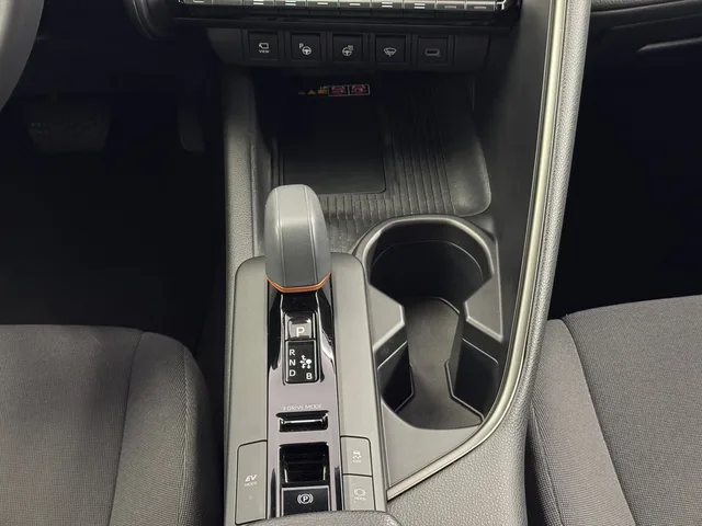 TOYOTA C-HR 2.0 HEV Trend 4x4