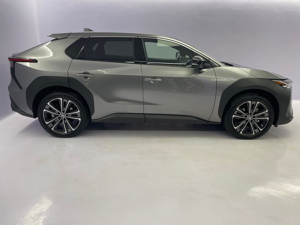 bZ4X Premium AWD