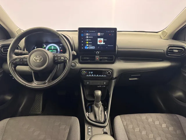 TOYOTA Yaris 1.5 VVT-i HSD Trend