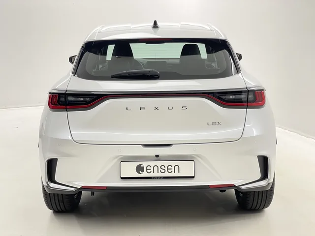 LEXUS LBX 1.5 Hybrid Relax AWD