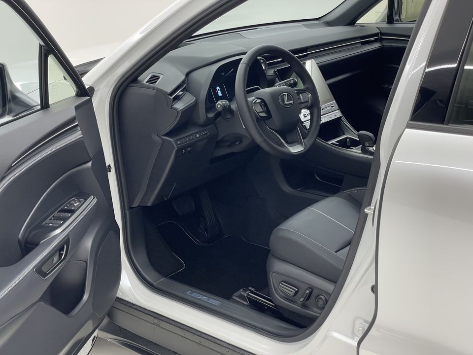LBX 1.5 Hybrid Relax AWD