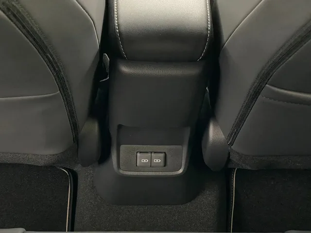 LEXUS LBX 1.5 Hybrid Relax AWD