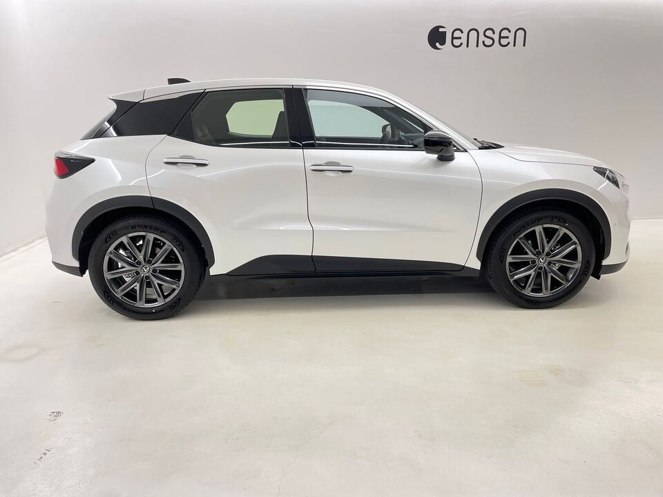 LBX 1.5 Hybrid Relax AWD