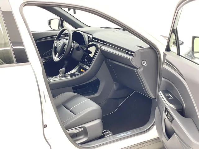 LEXUS LBX 1.5 Hybrid Relax AWD