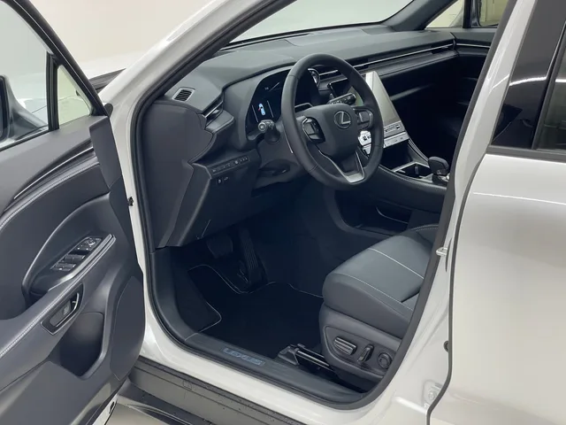 LEXUS LBX 1.5 Hybrid Relax AWD