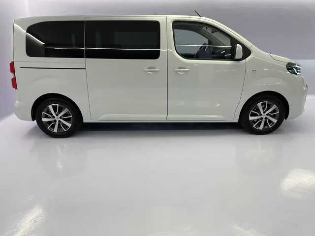 TOYOTA PROACE Verso L1 2.0 D Trend