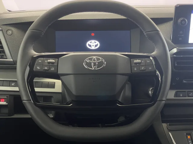 TOYOTA PROACE Verso L1 2.0 D Trend