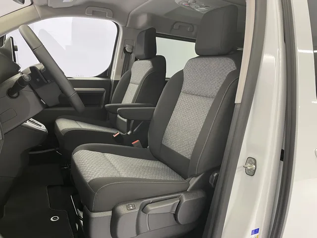 TOYOTA PROACE Verso L1 2.0 D Trend